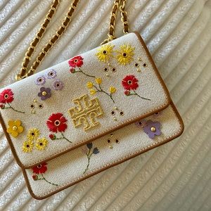 Stunning Tory Burch Bag *worn once*